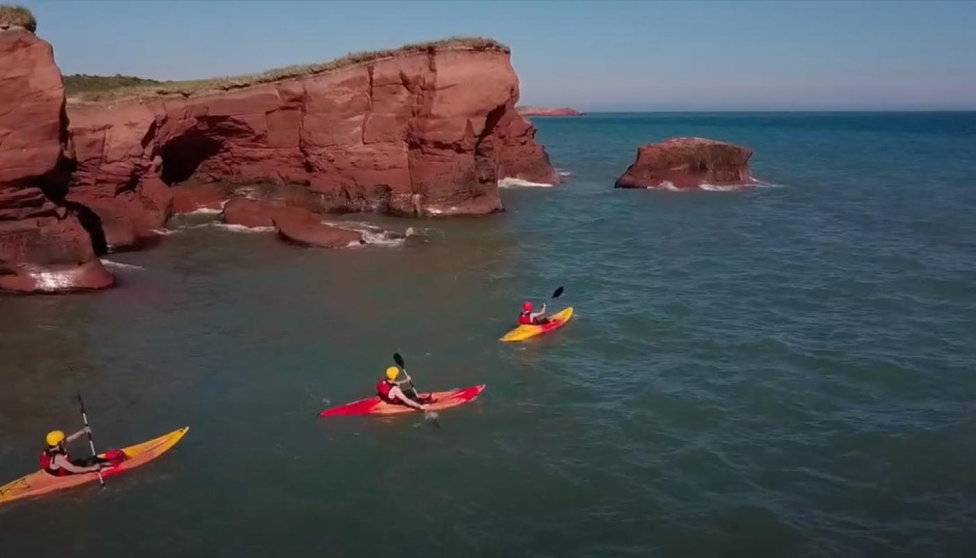 Kayaks en mer