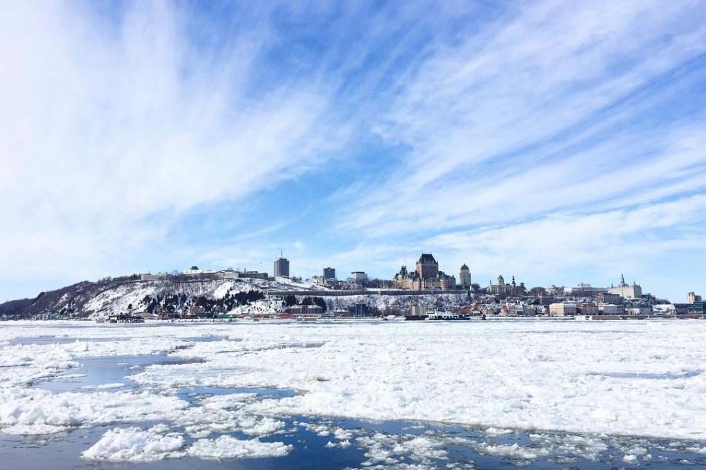 Traversier Québec-Lévis en hiver