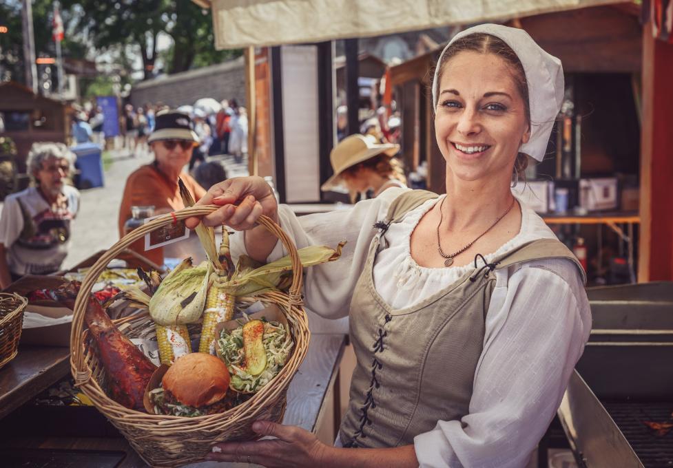 Panier de victuailles aux Fêtes de la Nouvelle-France