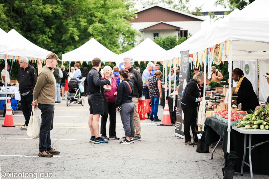 Marché public de Cap-Rouge 