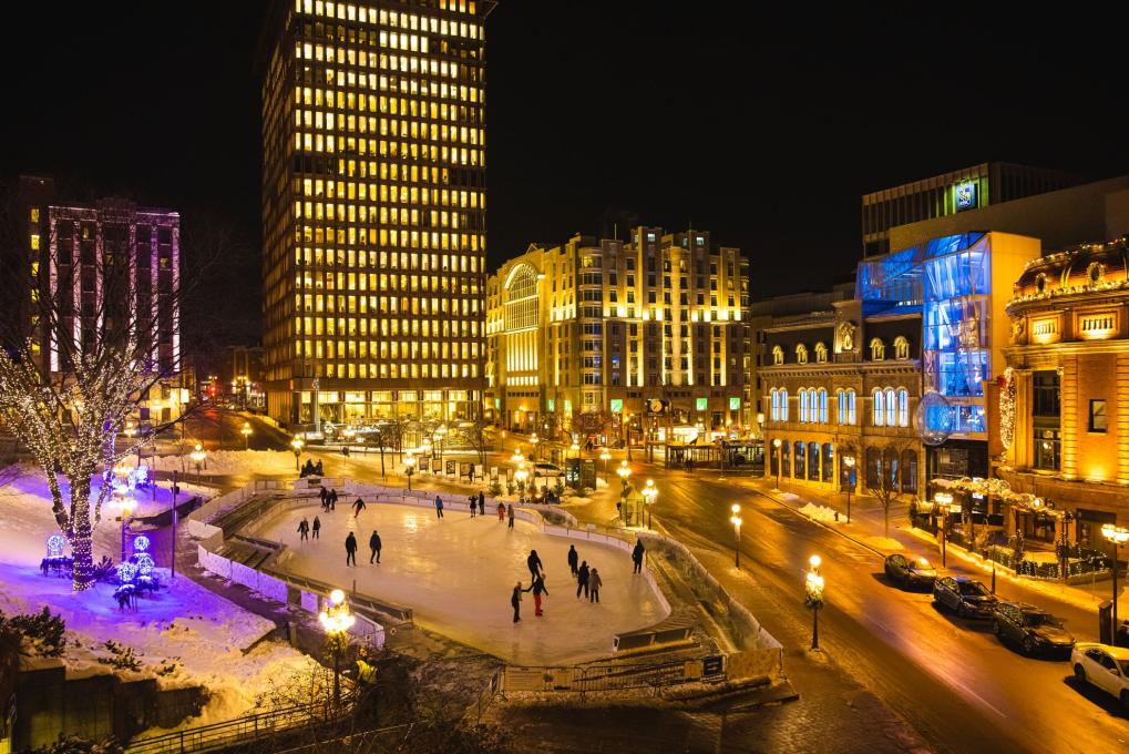 Patinoire de la place D'Youville