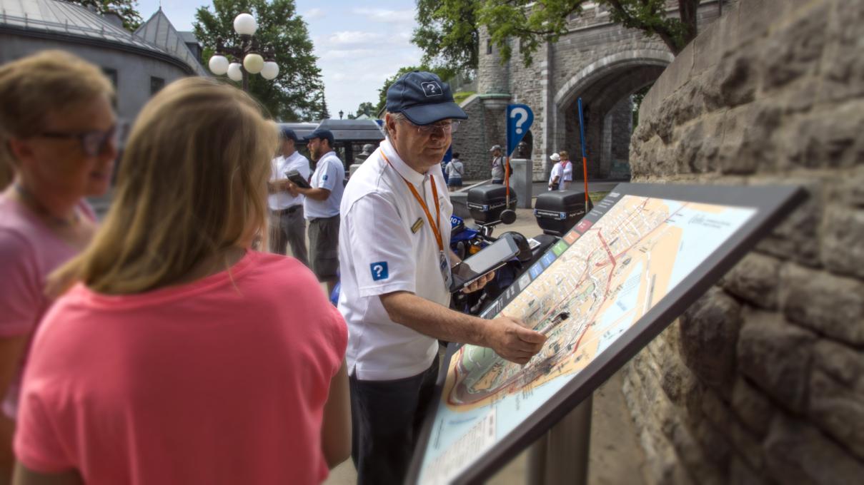Agent d'information touristique dans le Vieux-Québec