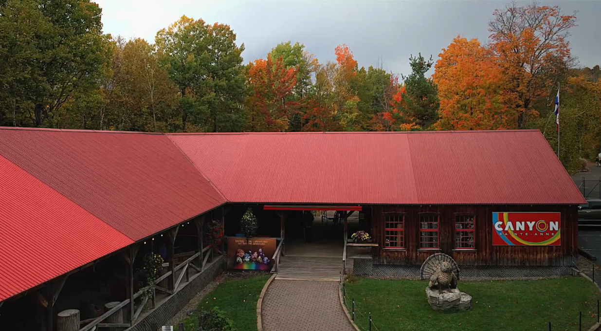 Canyon Sainte-Anne - Restaurant-Boutique - Terrasse
