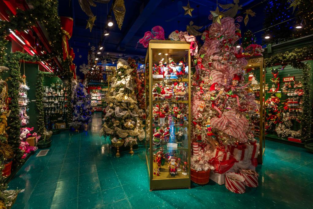 La Boutique de Noël de Québec - boutique intérieure