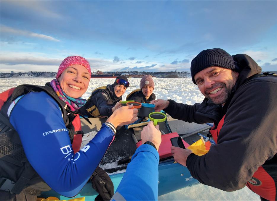 Ice Canoeing Experience - Attentive guides!