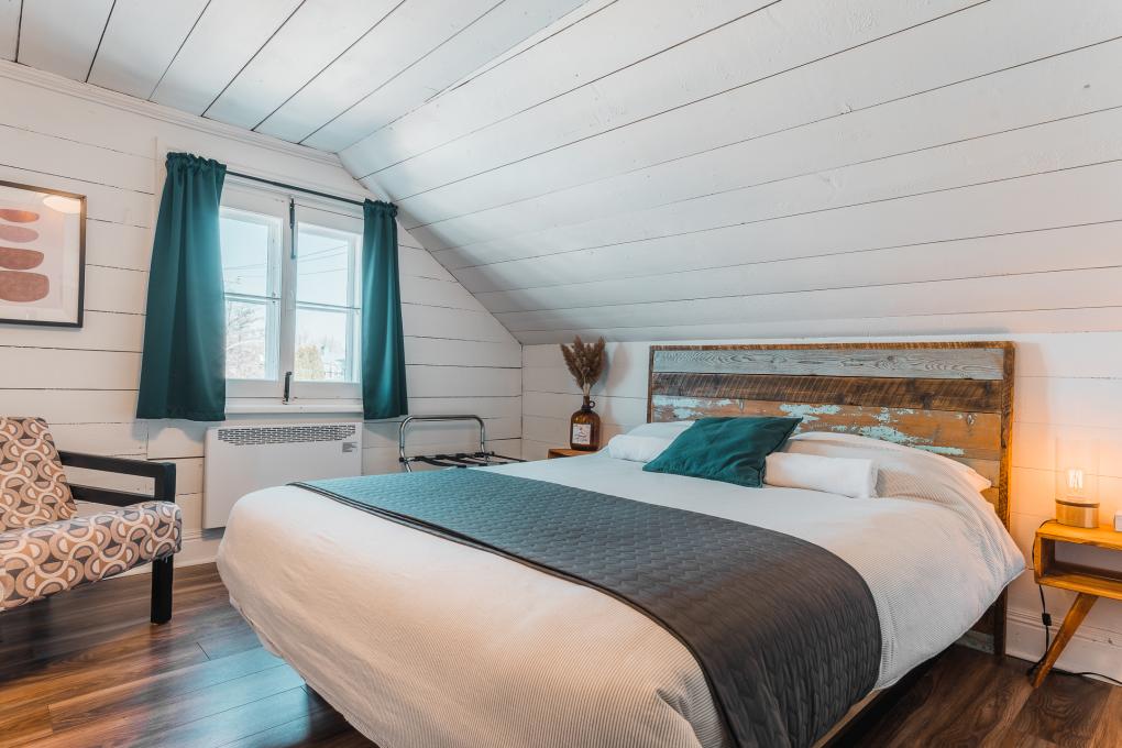 Auberge de l'Ouest - Chambre lit Queen
