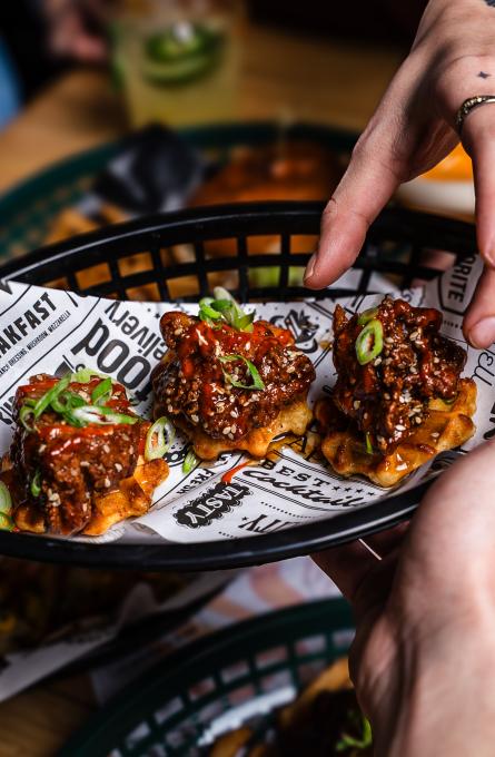 Phoenix du Parvis - Chicken waffles