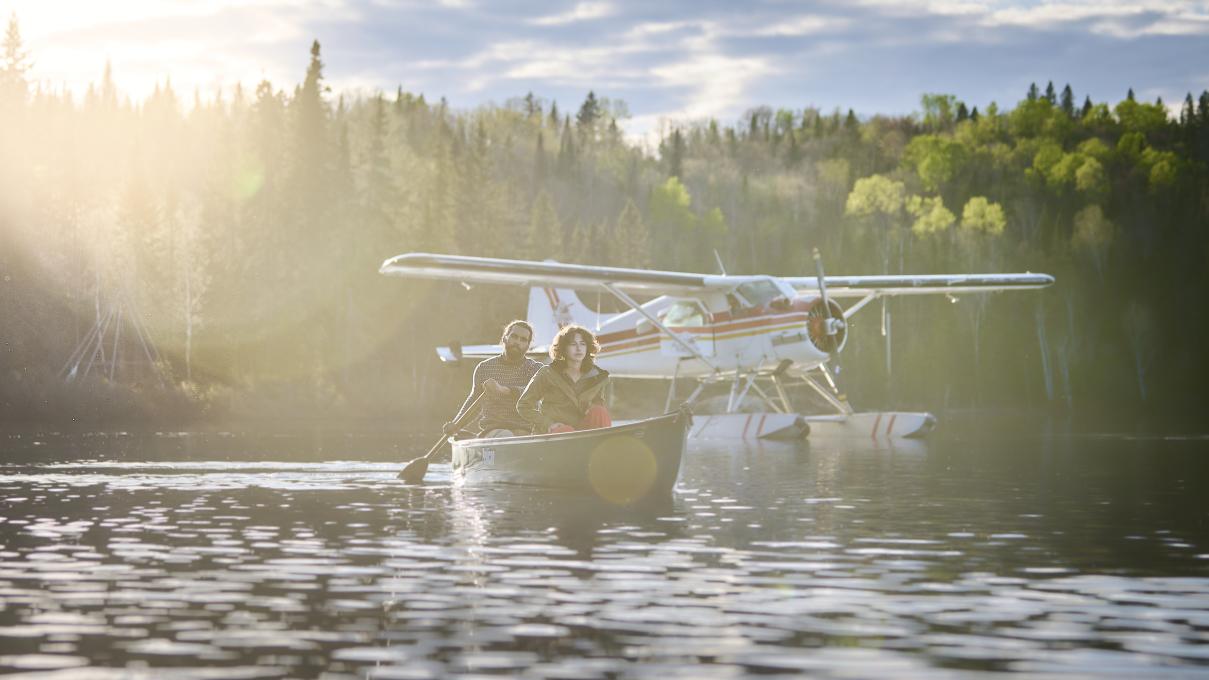 Hydravion Québec - Beaver avec canoe