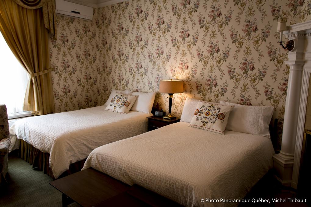 Hôtel Le Château de Pierre - Chambre 2 lits doubles