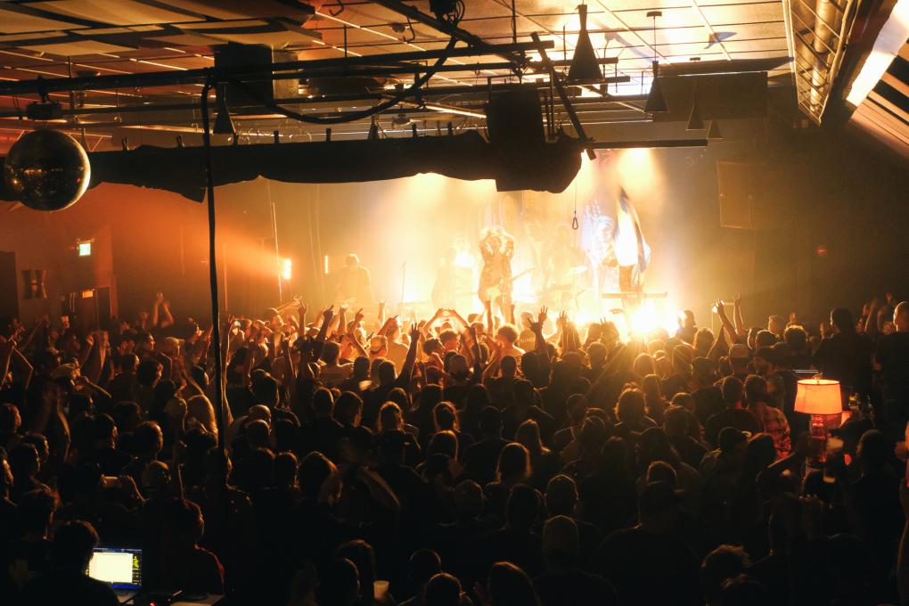 Microbrasserie Les Grands Bois - Salle comble à St-Casimir
