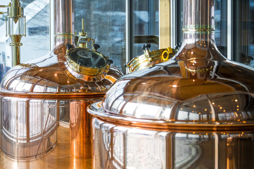 Microbrasserie de l'Île d'Orléans - Pub Le Mitan - cuves à bière