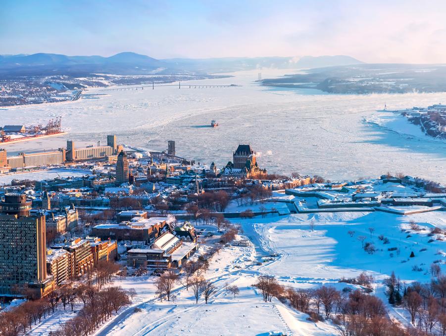 GoHelico - vue aérienne du Vieux-Québec en hiver