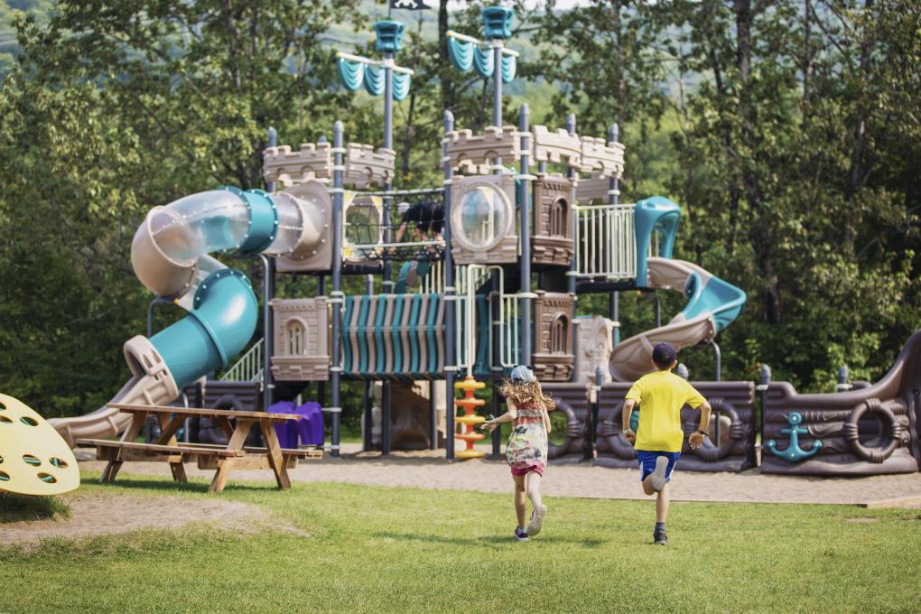 Camping Stoneham - module de jeux extra