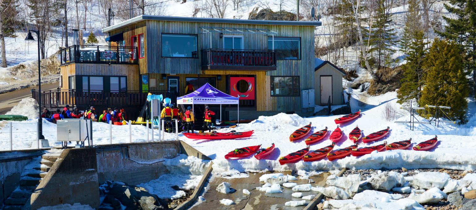 Katabatik - Aventure dans Charlevoix - Kayak hivernal au Port de refuge de Cap-à-l'Aigle