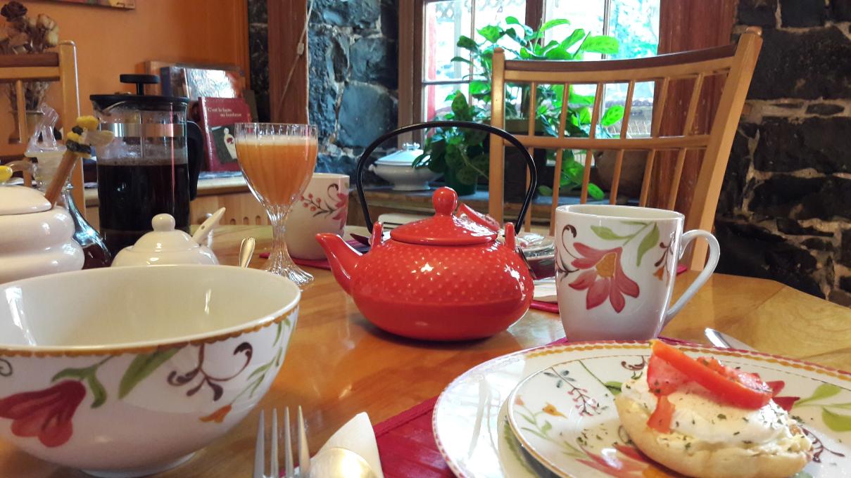 Gite À l'Augustine - Petit déjeuner varié et santé inclus