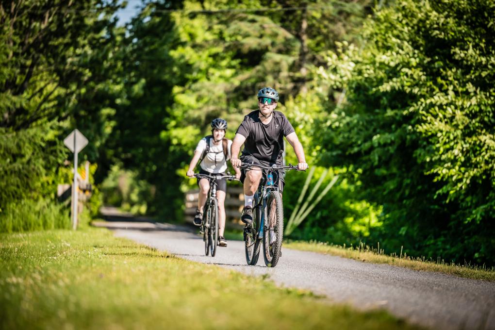 Vélopiste Jacques-Cartier / Portneuf - Pédaler en forêt