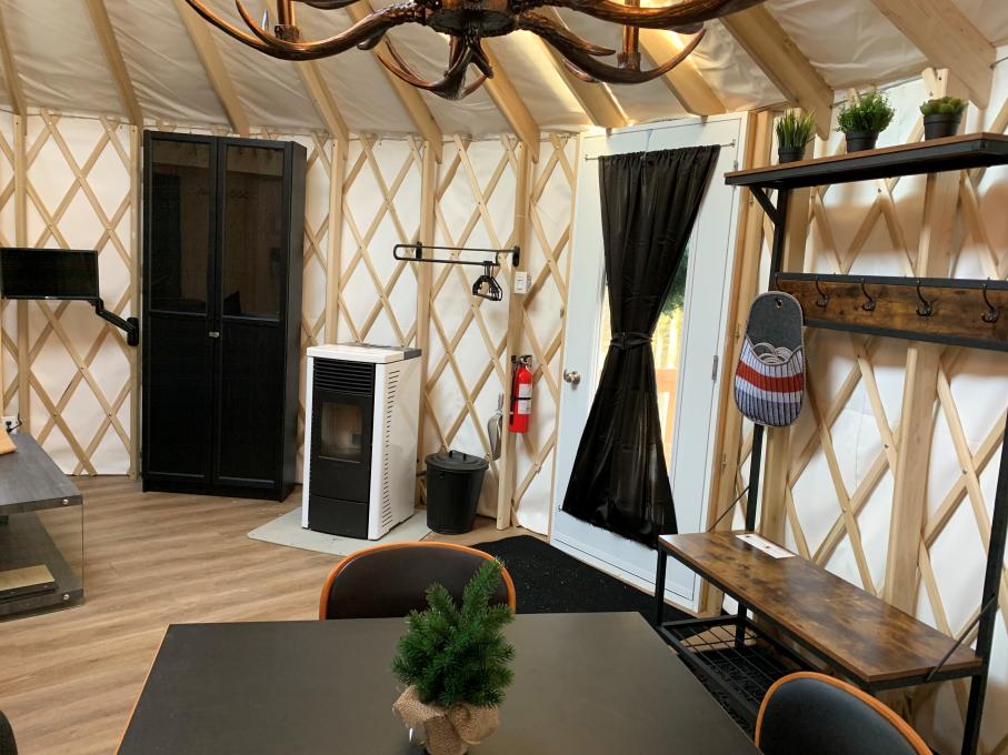 Village Yourtes Valcartier - Vue intérieure - Yourte 4 personnes