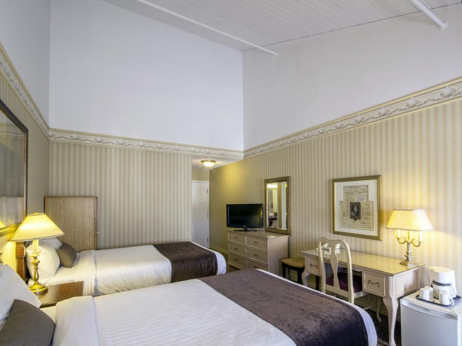 Auberge Québec - room with 2 beds