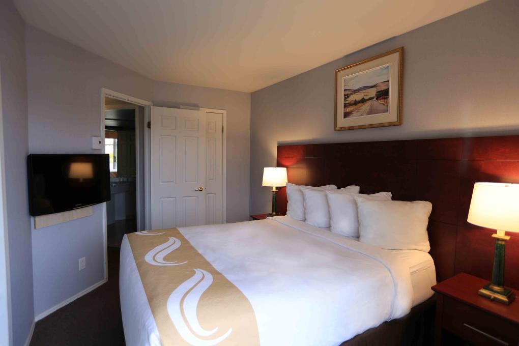 Quality Suites Mont-Sainte-Anne - chambre à 1 lit