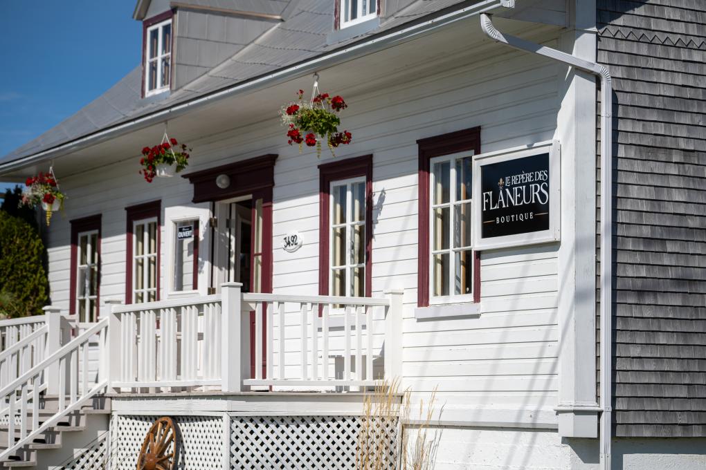 Le Repere des Flaneurs - Boutique exterieure