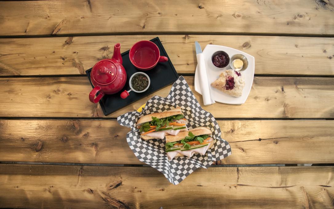 Café Pékoe - banh mi sandwich, tea and scone