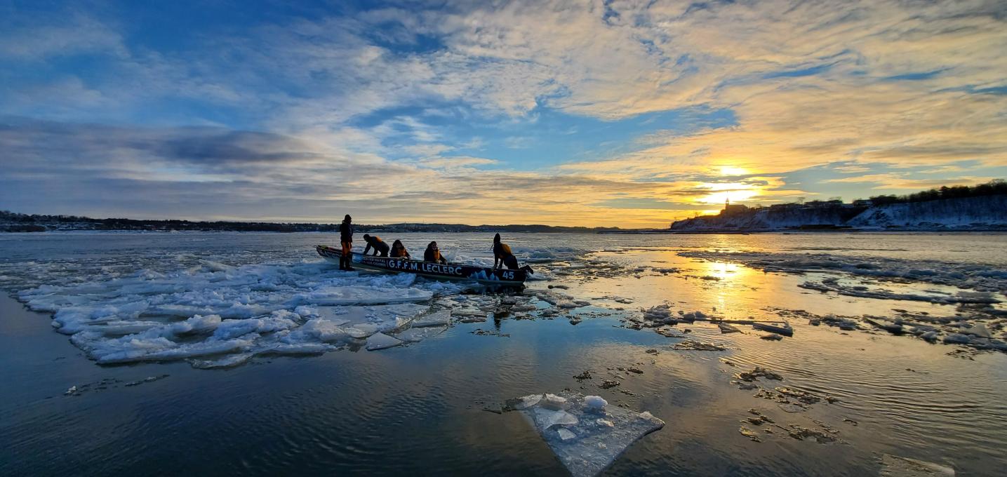 Ice Canoeing Experience - Ice canoe sunset