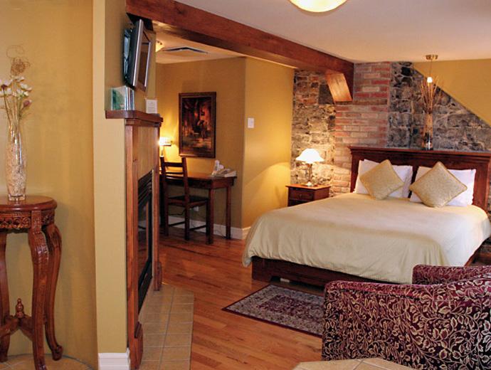 Hôtel Acadia - Queen bed room