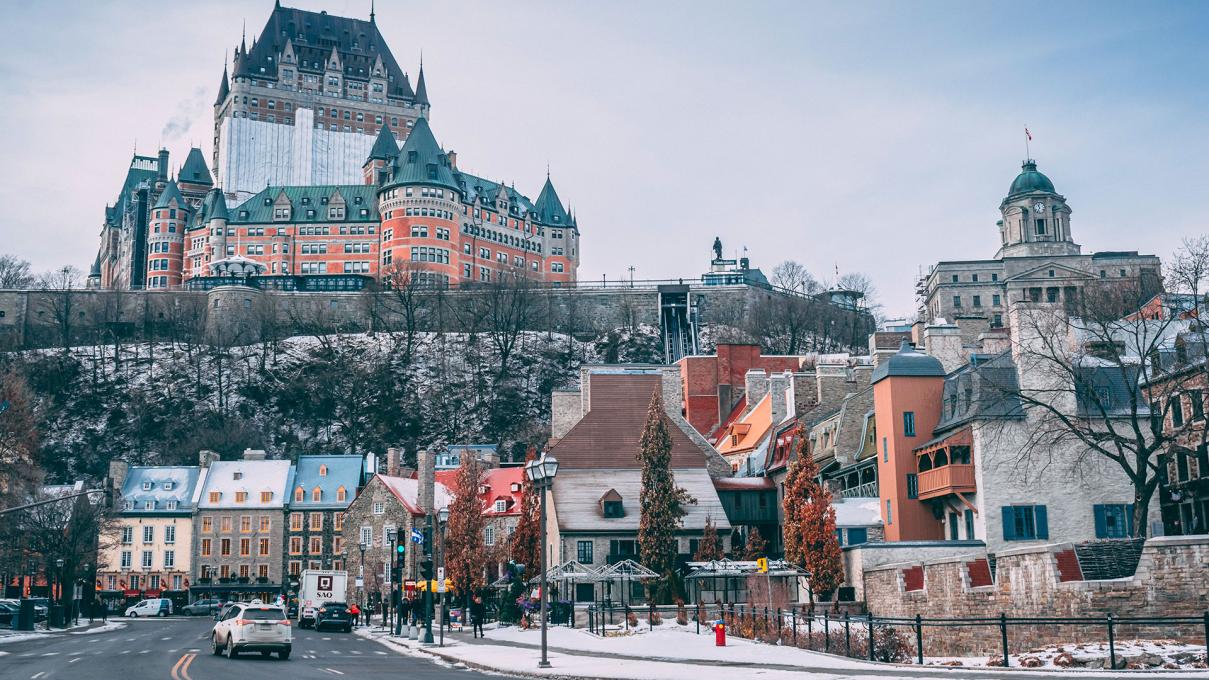 Groupe Voyages Québec - Château Frontenac in winter