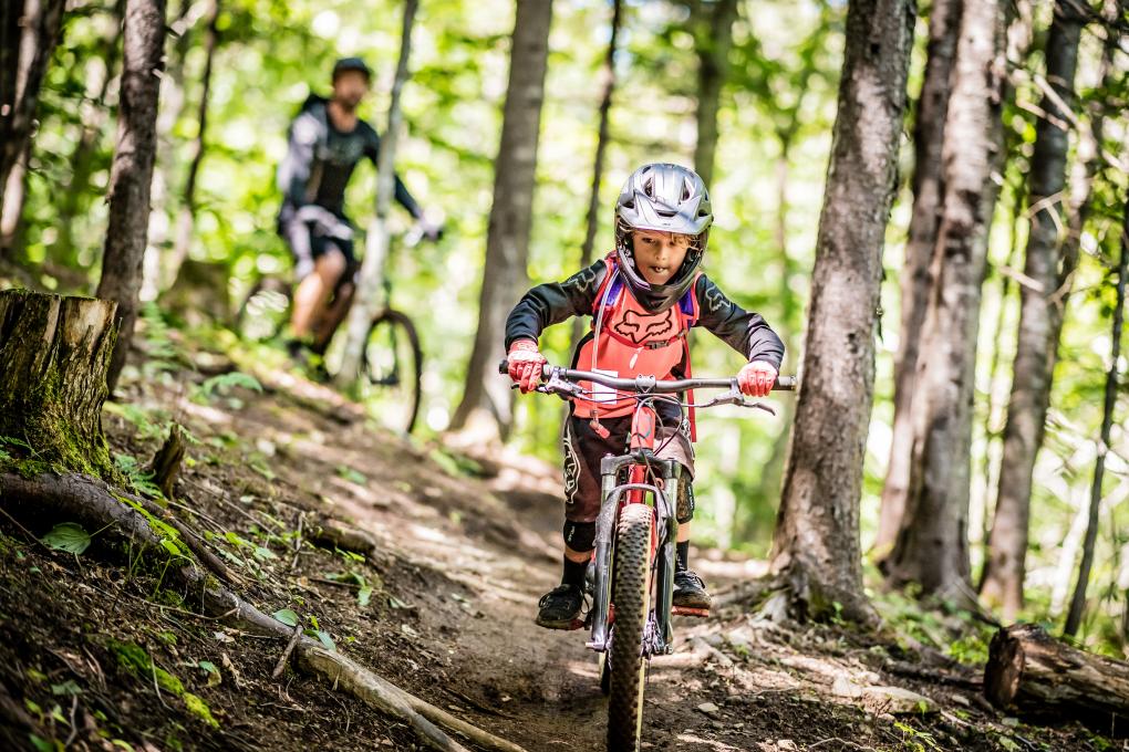 Empire 47 - enfant vélo de montagne
