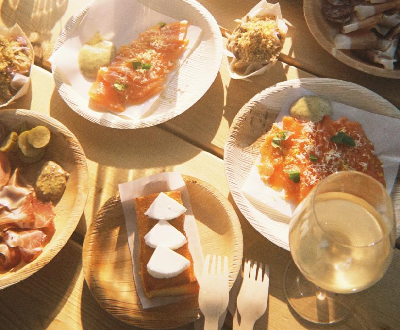 Les Ouches - Menu sur la terrasse