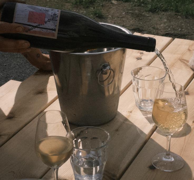 Les Ouches - Vins du québec sur la terrasse