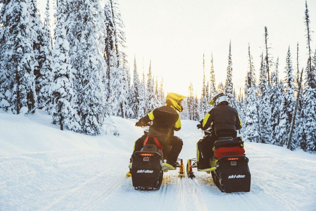 Nord Expé inc. - randonnée de motoneige en sentier