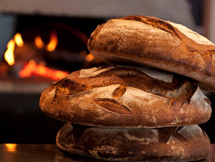 À chacun son pain - Bread baked in a wood-fired oven