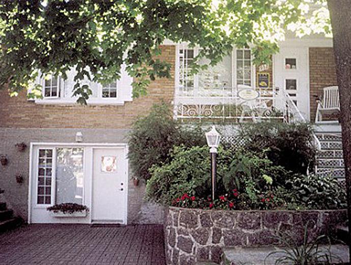 B&B La Bedondaine Bed and Breakfasts Visit Québec City