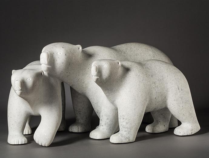 Galerie d'art Inuit Brousseau et Brousseau - sculptures ours polaires