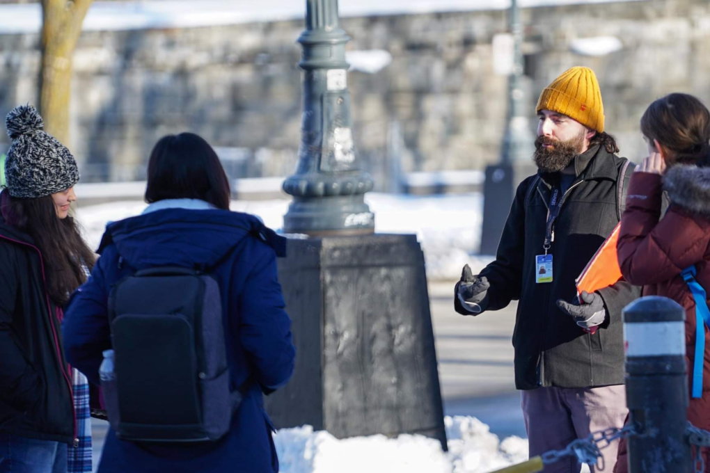 Tour guide Samuel Dubois - tour hiver super le fun