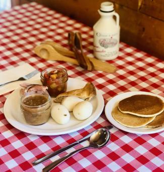 Le Relais des Pins, Restaurant - Cabane à sucre - Assiette de Cabane