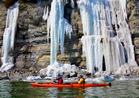 Katabatik - Aventure dans Charlevoix - Winter and spring kayaking - Cap à la Baleine