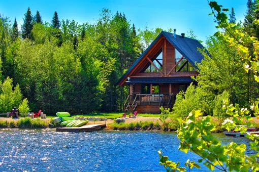Au Chalet en Bois Rond - Chalet by the water