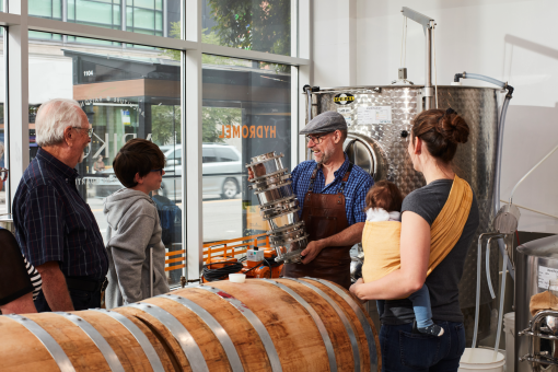 Apikol - Tour guidé - Distillerie