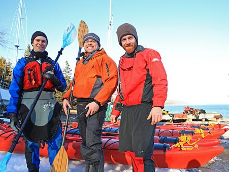 Katabatik - Adventure dans Charlevoix - Group in winter kayak