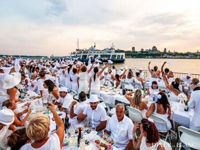 Dîner en blanc