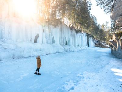 Falaises en glace au Parc naturel régional de Portneuf