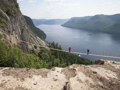 Via ferrata avec vue sur le fjord du Saguenay
