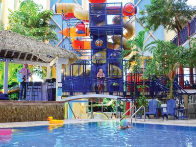 L'Hôtel Québec - Piscine intérieure