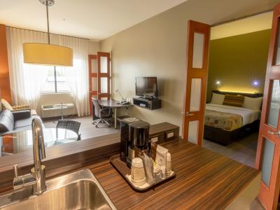 Hôtel Must - Suite