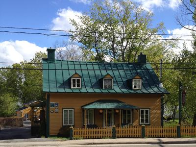 Auberge l'Île flottante B&B - Façade extérieure