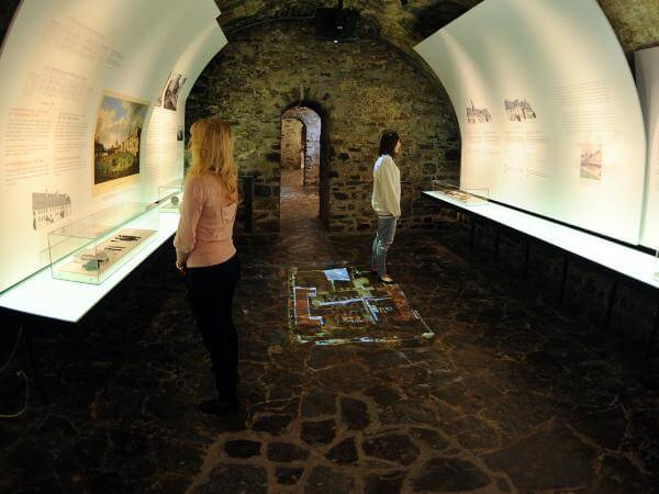 L'îlot des Palais - Exhibition Revelations in the Vault