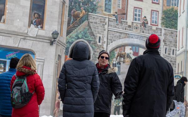 Tours Voir Québec - Guide touristique à la fresque des Québécois en hiver