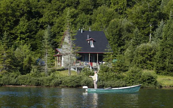 Réserve faunique de Portneuf - Maison au bord de l'eau